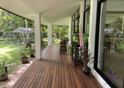 Splendid 5 rai property with an amazing 4 bedroom home, salt water pool and lake Doi Saket Chiangmai