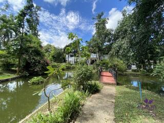 Splendid 5 rai property with an amazing 4 bedroom home, salt water pool and lake Doi Saket Chiangmai