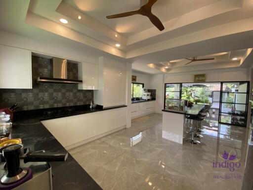 Splendid 5 rai property with an amazing 4 bedroom home, salt water pool and lake Doi Saket Chiangmai