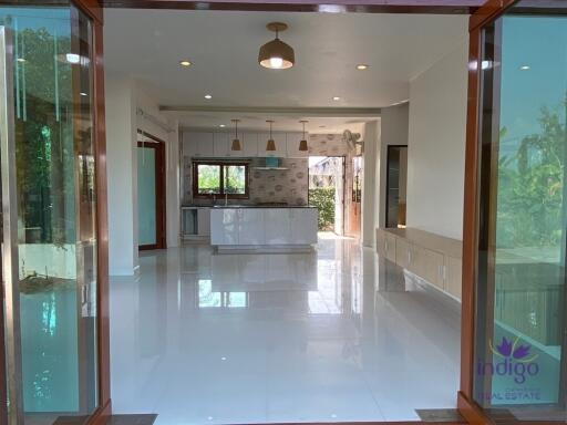 For Sale Lovely home on a large corner plot of 125 wah 4 bedroom 4 Bathroom at Hangdong Chiangmai