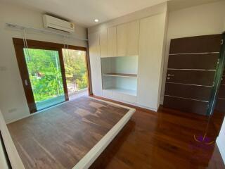 For Sale Lovely home on a large corner plot of 125 wah 4 bedroom 4 Bathroom at Hangdong Chiangmai