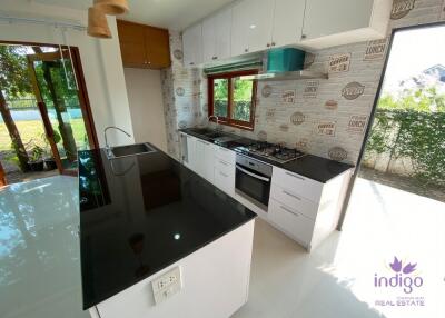 For Sale Lovely home on a large corner plot of 125 wah 4 bedroom 4 Bathroom at Hangdong Chiangmai