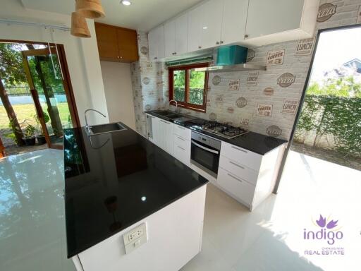 For Sale Lovely home on a large corner plot of 125 wah 4 bedroom 4 Bathroom at Hangdong Chiangmai