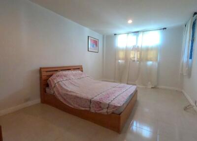 Comfortable 4 Bedroom Family Home in Land and Houses Sansai Chiang Mai