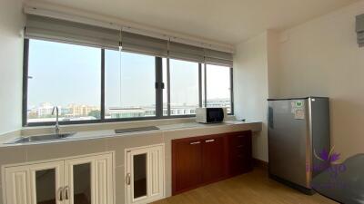 Newly Renovated Spacious 1 Bedroom Condo for Sale in Nimman. Great location in the heart of the city.