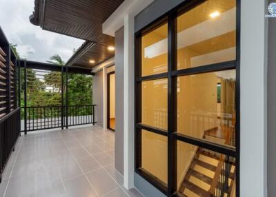 Balcony with modern design and garden view