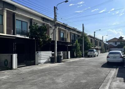 Street view of modern townhouses