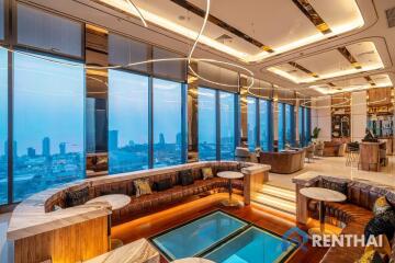 Ready to move in luxury condo in the heart of Pattaya