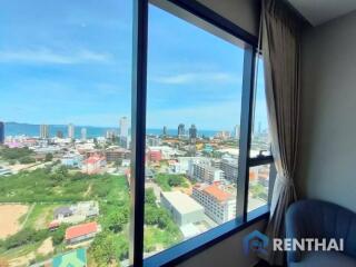 Ready to move in luxury condo in the heart of Pattaya