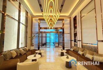 Ready to move in luxury condo in the heart of Pattaya