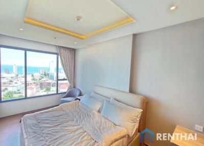 Ready to move in luxury condo in the heart of Pattaya