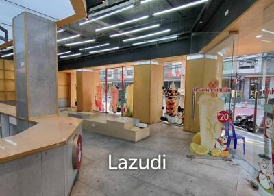 Prime Location Retail Space corner unit in Surawong