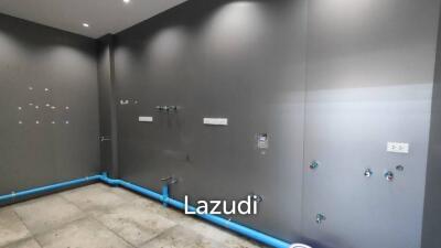 Prime Location Retail Space corner unit in Surawong