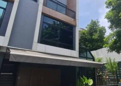 4 Bed 4 Bath 200 SQ.M Townhouse at Arden Rama 3