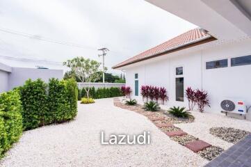 MALI BOUTIQUE : Luxury 3 bed pool villa on corner plot