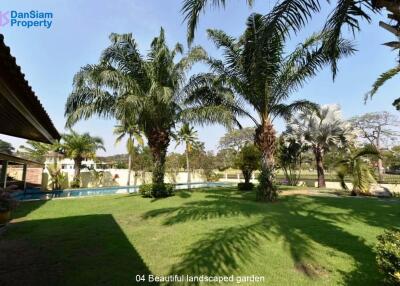 Great Golf Course Villa in Hua Hin at Palm Hills Golf Resort