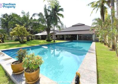 Great Golf Course Villa in Hua Hin at Palm Hills Golf Resort