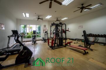 Prime Location - Condo in Central Pattaya : Spacious 2-Bedroom Unit – Foreign Ownership