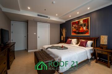 Prime Location - Condo in Central Pattaya : Spacious 2-Bedroom Unit – Foreign Ownership