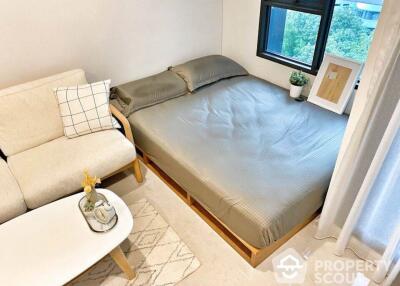 Studio Condo at Life One Wireless near BTS Phloen Chit