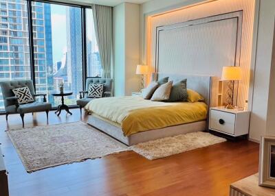 4 bed Condo in The Residences at Sindhorn Kempinski Hotel Bangkok Lumphini Sub District C021028