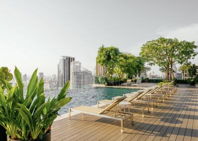 4 bed Condo in The Residences at Sindhorn Kempinski Hotel Bangkok Lumphini Sub District C021028