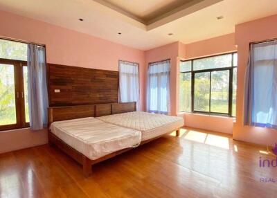 3 Bedroom House for Rent. Large land of 2 Rai 2 Ngan 38 wah. Paphai, Sansai ,Chiang Mai