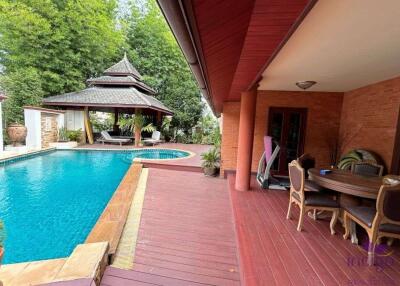 Grand 6 bedroom pool villa for sale in a great neighbourhood, Lanna Ville, near Meechok Plaza, Sanphisuea, Muang ,Chiang Mai