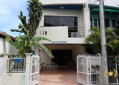 Seaview townhouse close to city center Hua Hin for sale