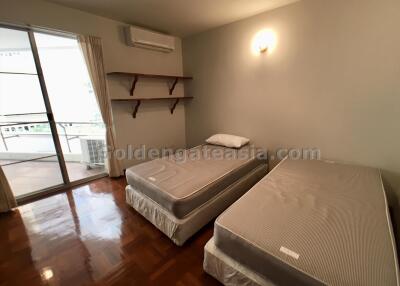 3 Bedrooms plus Study room, Apartment - Sukhumvit 31