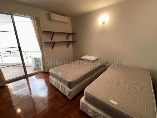 3 Bedrooms plus Study room, Apartment - Sukhumvit 31