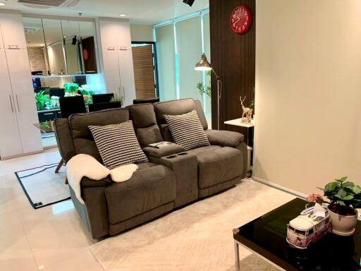 Sukhumvit Living Town 2 bedroom condo for rent