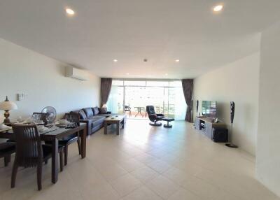 Sea view 1 Bedroom Condo For rent on Pratumnak hill