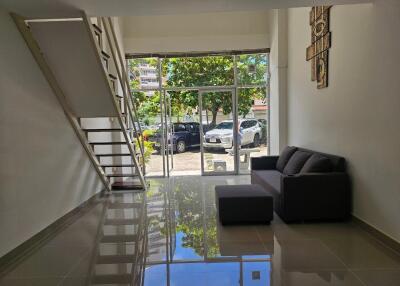 Invest in this Shop House on Tappraya Road, Pattaya—available for sale