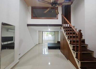 Invest in this Shop House on Tappraya Road, Pattaya—available for sale