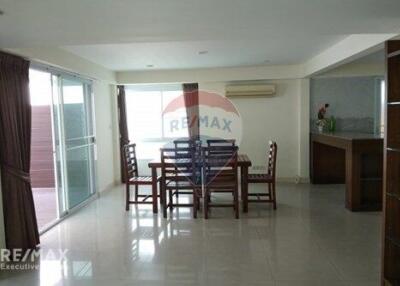 Detached Single House with Garden for Rent in Ekkamai