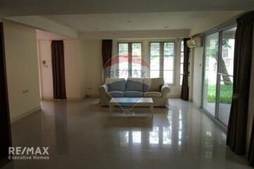 Detached Single House with Garden for Rent in Ekkamai