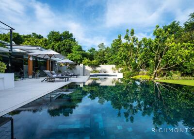 luxury outdoor pool area