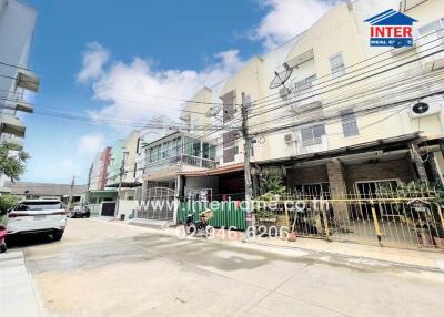 Street view of residential buildings