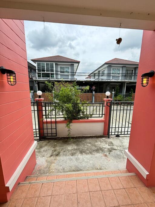 Front porch view of residential neighborhood