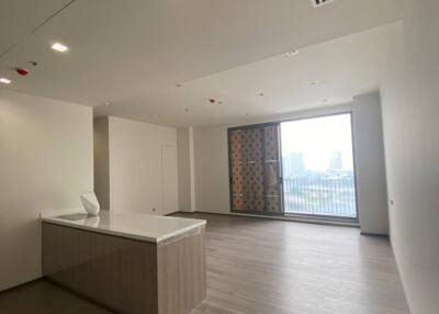 3 Bed 3 Bath 133.66 SQ.M RHYTHM Charoenkrung Pavilion