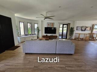 3-Bedroom House with Shared Pool for Sale near Bangrak Beach