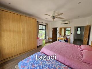 3-Bedroom House with Shared Pool for Sale near Bangrak Beach