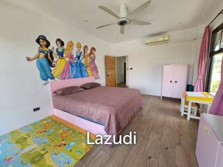 3-Bedroom House with Shared Pool for Sale near Bangrak Beach