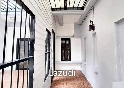 4 Bed 5 Bath 170 SQ.M Townhouse In Phahon Yothin 40