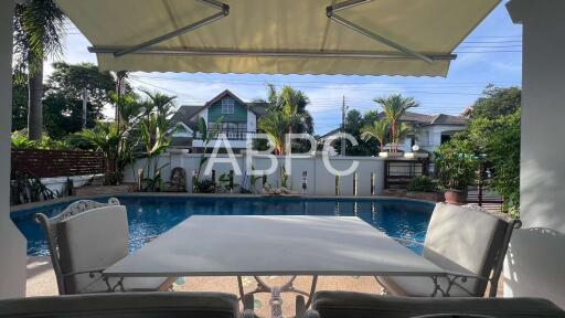 JUST IN 4 Bedroom Private pool House in Central Park 4