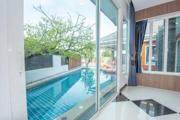 Beautiful 4-bedroom pool villa in Huay Yai