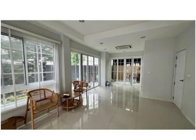 For Rent Bangkok Home Office Sukhumvit BTS Udom Suk Bang Na