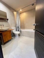 For Rent Bangkok Condo Witthayu Complex Petchaburi BTS Phloen Chit Ratchathewi