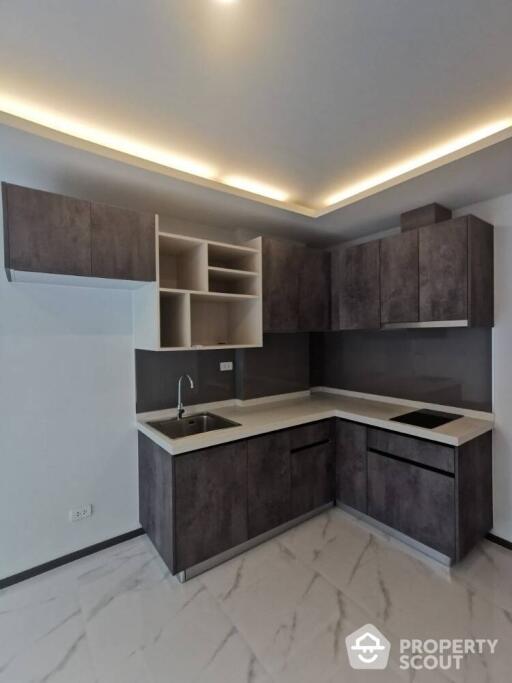 2-BR Condo at Define By Mayfair Sukhumvit 50 near BTS On Nut